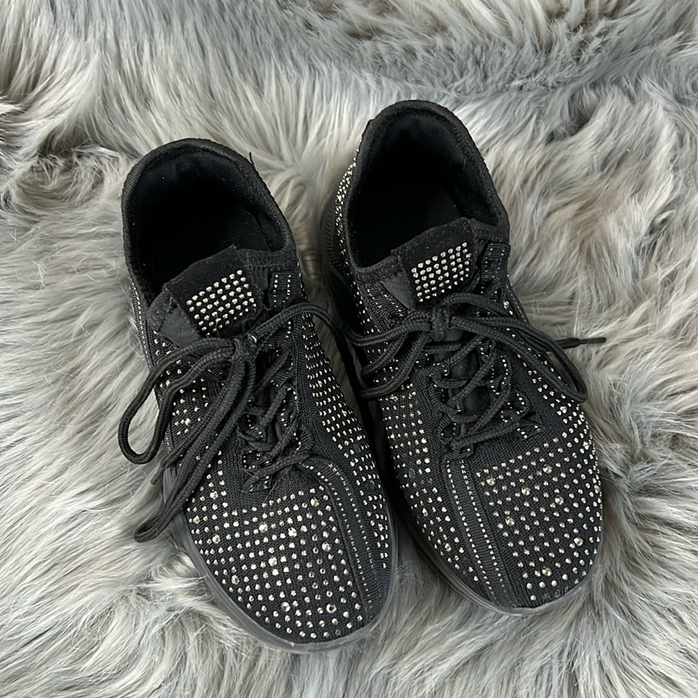 EUC Link Black Full Rhinestone Lace Up Sneakers sz 3